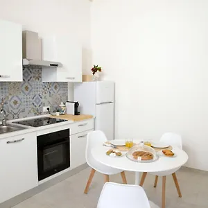 casa-sole.lecce-hotels.com/